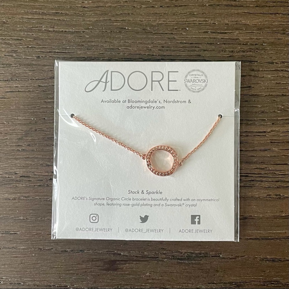 NWT ADORE’s Signature Organic Circle Rose Gold Swarovski Crystal Bracelet